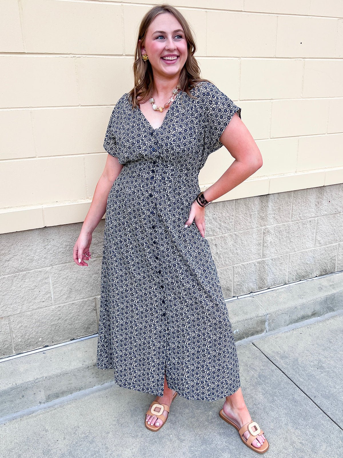 [Z Supply] Sanna Iris Floral Maxi Dress in Eclipse - The Pink Pineapple 850