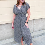 [Z Supply] Sanna Iris Floral Maxi Dress in Eclipse - The Pink Pineapple 850