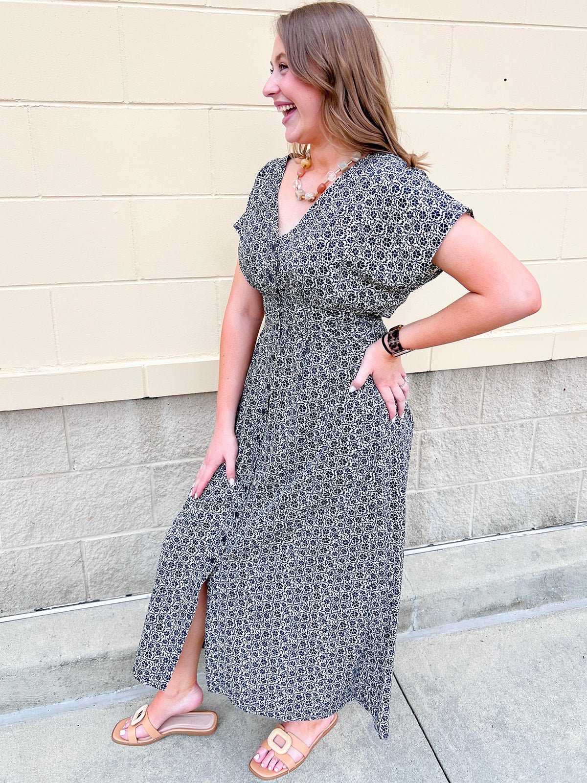 [Z Supply] Sanna Iris Floral Maxi Dress in Eclipse - The Pink Pineapple 850