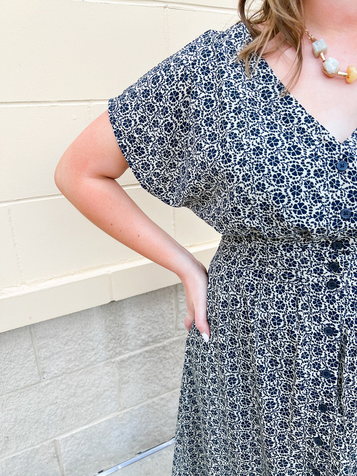 [Z Supply] Sanna Iris Floral Maxi Dress in Eclipse - The Pink Pineapple 850