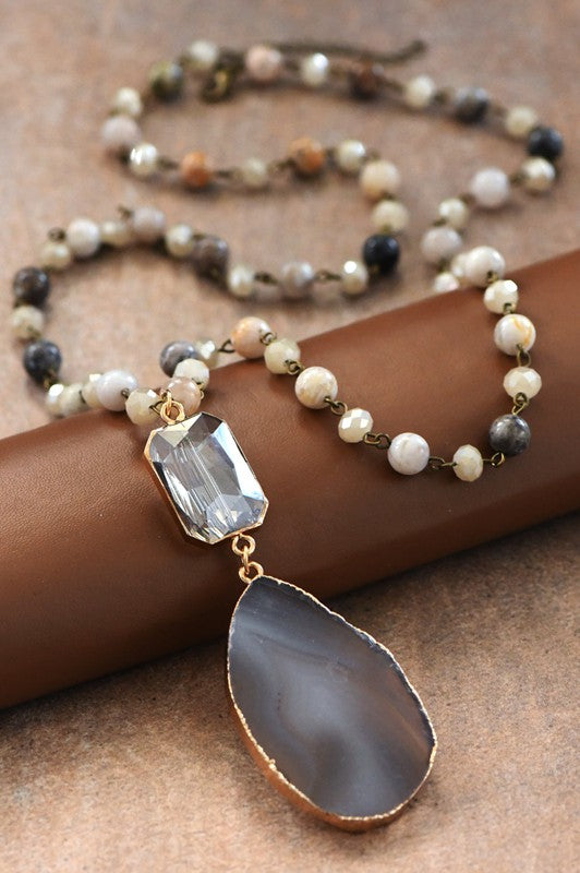 Natural Stone Bead Necklace with Agate Pendant