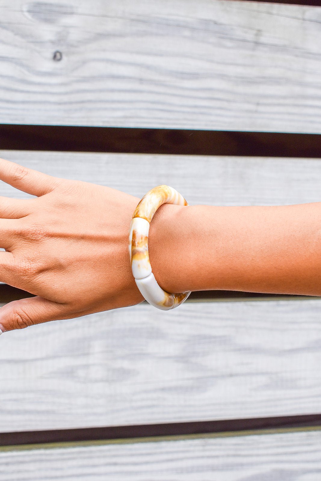 Marbled Tan Solid Acrylic Bangle Bracelet - The Pink Pineapple 850